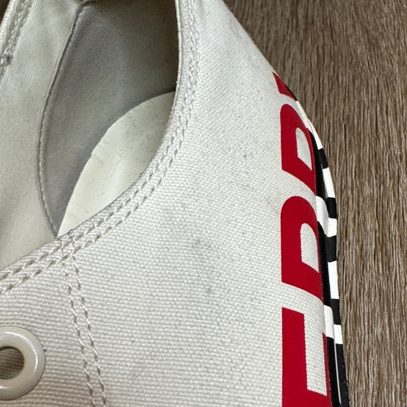 Burberry Larkhall Off-White Canvas Sneakers Minimalist and Casual Unisex Sz 9.5 - Picture 7 of 14